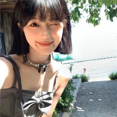 大姐头与小屁孩